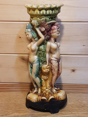 Old vintage heavy resin - an,
