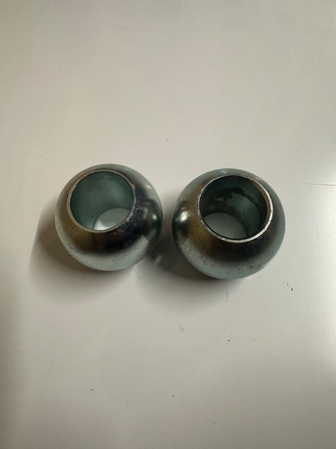 Tractor lower link balls - lower,