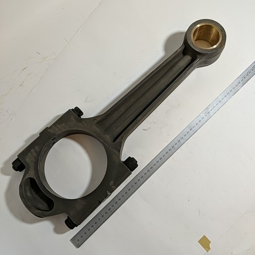 Large con rod from - con,