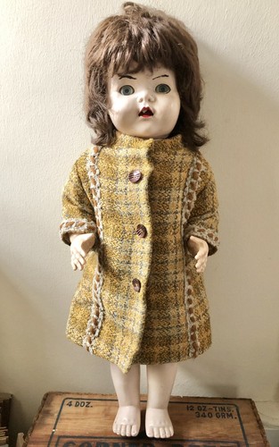 Pedigree walking doll - walking,