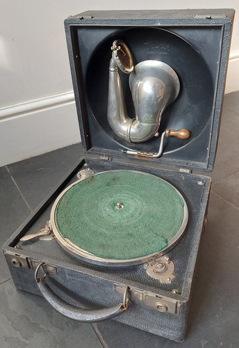 1926 decca style portable - 1926,