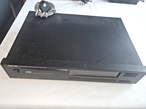 Rotel compact disc player - disc,