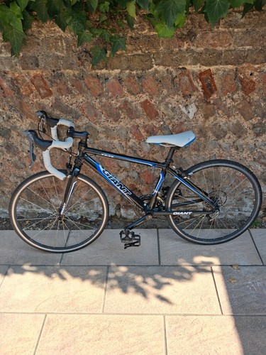 Giant tcr junior road bike - tcr,