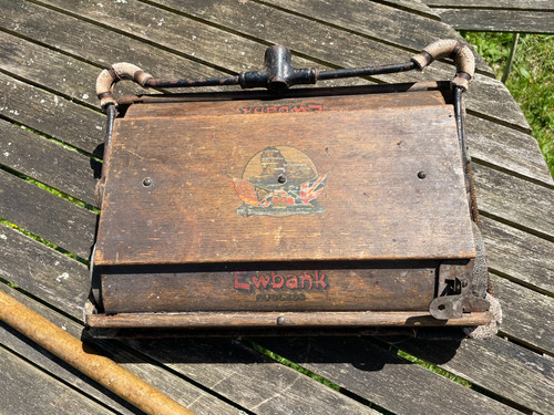 Antique vintage ewbank - ~,