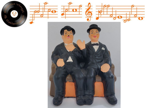 Laurel hardy sitting - hardy,