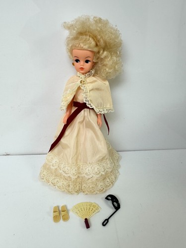 Vintage pedigree sindy doll - sindy, ~