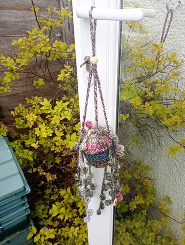 Crochet string pearls - of, plant