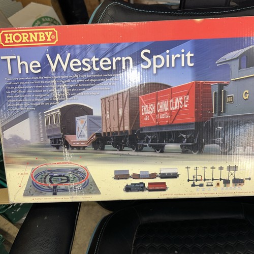 Hornby railways r1109 - hornby, the