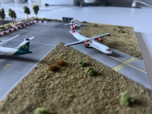 400 bespoke diorama - bespoke,