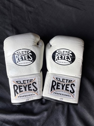 Cleto reyes boxing gloves 10oz - cleto,