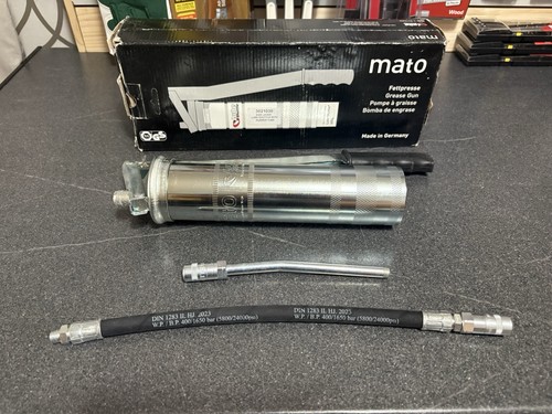Mato shuttle grease gun with - shuttle,