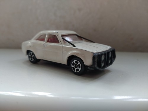 Corgi rockets ford escort 361 - corgi, #361