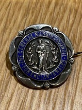 SOLID SILVER GENERAL NURSING COUNCIL 1925 E D FOUNTAIN MEDAL NURSE BADGE 