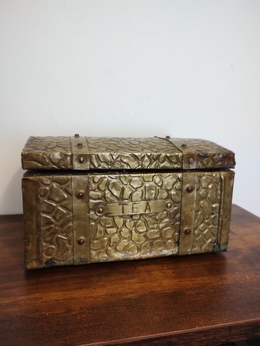 Antique arts and crafts - arts,