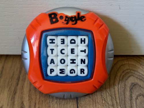 Boggle twist shake travel - twist,