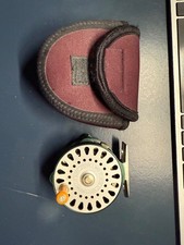 Hardy Bougle Agate III Fly Reel – Made in England – Classic Green Frame + Case