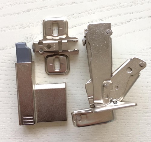 Blum clip top half overlay - clip,