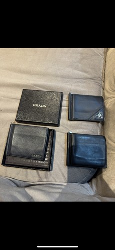 Prada wallet - prada,