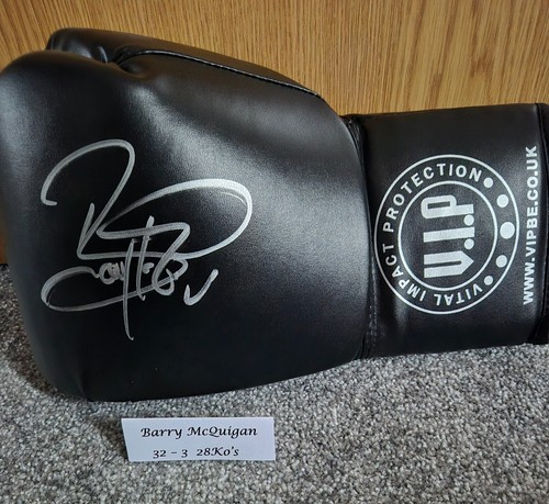 Barry mcquigan signed - barry, boxing