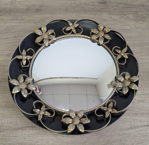 Vintage kitsch wall - vintage,