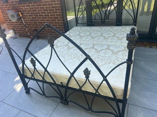And bed gothic - and,
