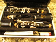 BUNDY CLARINET & CASE NEW CORKS SELMER MADE IN USA