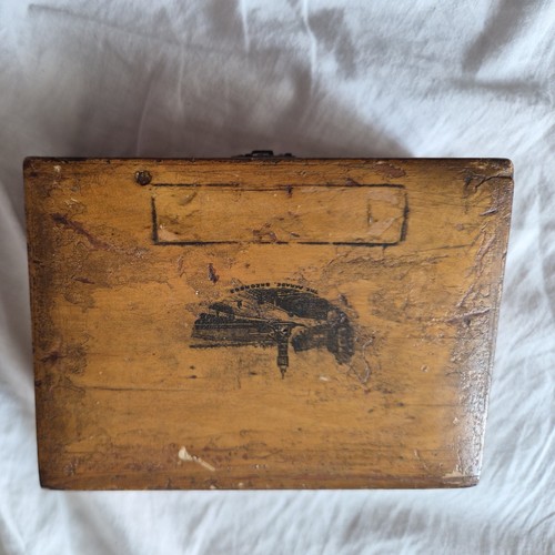 Antique treen wooden box - antique,