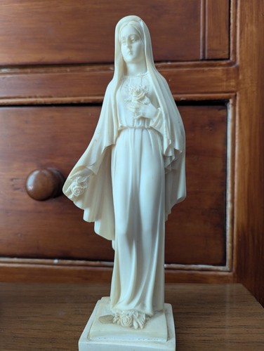 Virgin mary mother jesus - mary, of