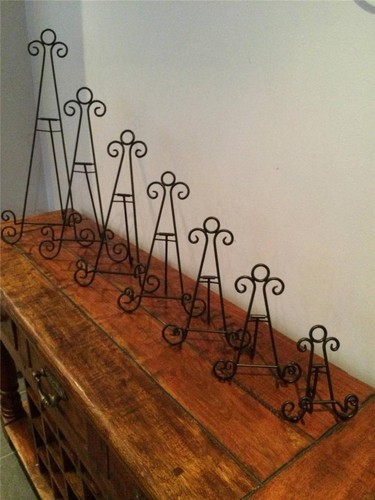 Iron easel display - easel,