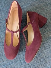 New Clarks Burgundy Suede T-bar/Mary Jane Shoes Size 6.5/40