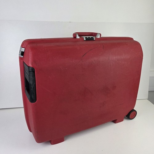 Samsonite red hardshell - red,