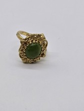 18kt Gold Vintage Jade Ring