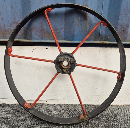 Antique spoked cart - antique, 28"