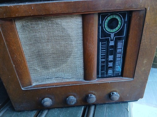 Vintage bush 71valve radio - bush,