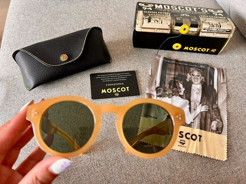 Moscot women sunglasses - women's,