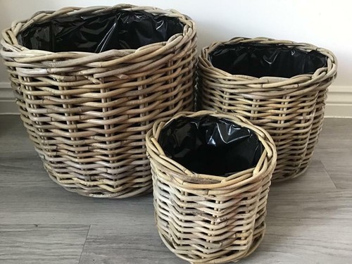 Round planters baskets - planters,