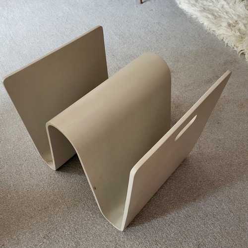 Shaped moulded painted - shaped,
