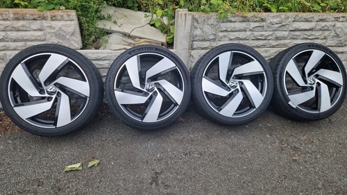 Genuine golf mk8 - 18", gti