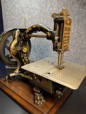 Smith & Co. ‘The Monarch’