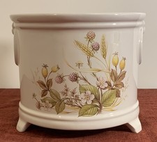 Vintage M & S Harvest Footed