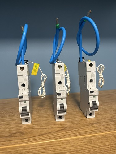 Eaton mr300d pod rcbo 300ma - eaton,