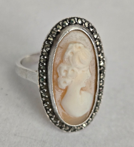 Vintage shell cameo - shell,
