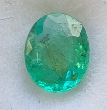 Vivid Mint Paraiba Colour Natural Emerald Gem 0.55 CT Oval Cut 6.3x5.1 mm