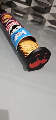 Pringles tube tray - tube,