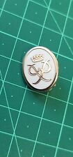 Duke of Edinburgh's Award DEA Gold award enamel badge