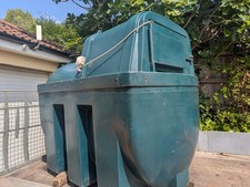 1200L Fuel Tank Bunded Storage with MAINS Calibrated DIESEL Pump VERY GOOD USED!