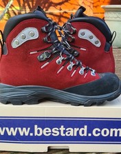 Womens Mountain Boots