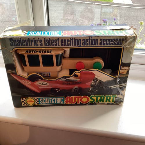 Scalextric auto start - scalextric,