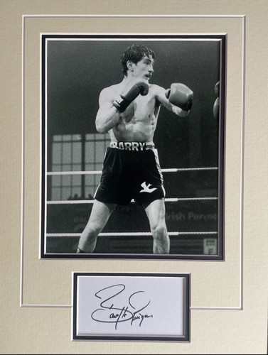 Barry mcguigan irish former - mcguigan,