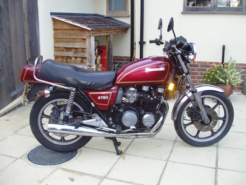 Kawasaki 750 kz - &,